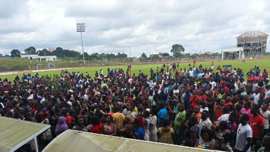 Officer killed in anglophone Cameroon after shooting 4-year-old girl at checkpoint